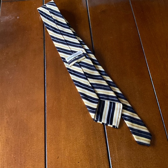 100% silk tie 5 feet long approximately. By BURMA BIBAS From a clean family home - Picture 1 of 6